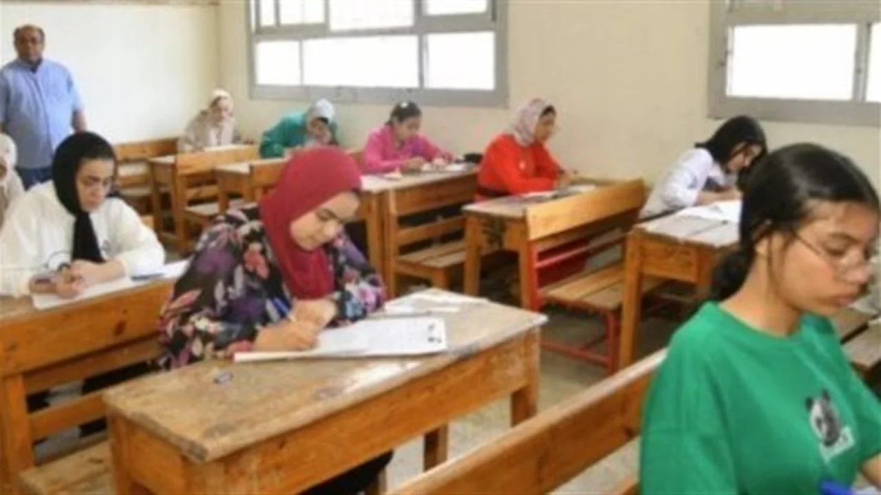 أزمة امتحان الهندسة.. تحرك سريع من التعليم بشأن مسألة المتفوقين المثيرة للجدل